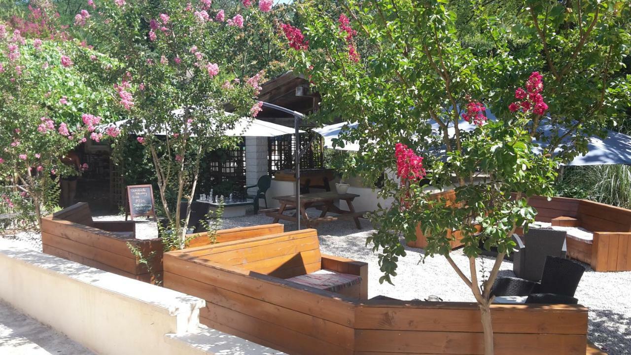 Hotel Camping Des Drouilhedes Peyremale Exteriér fotografie
