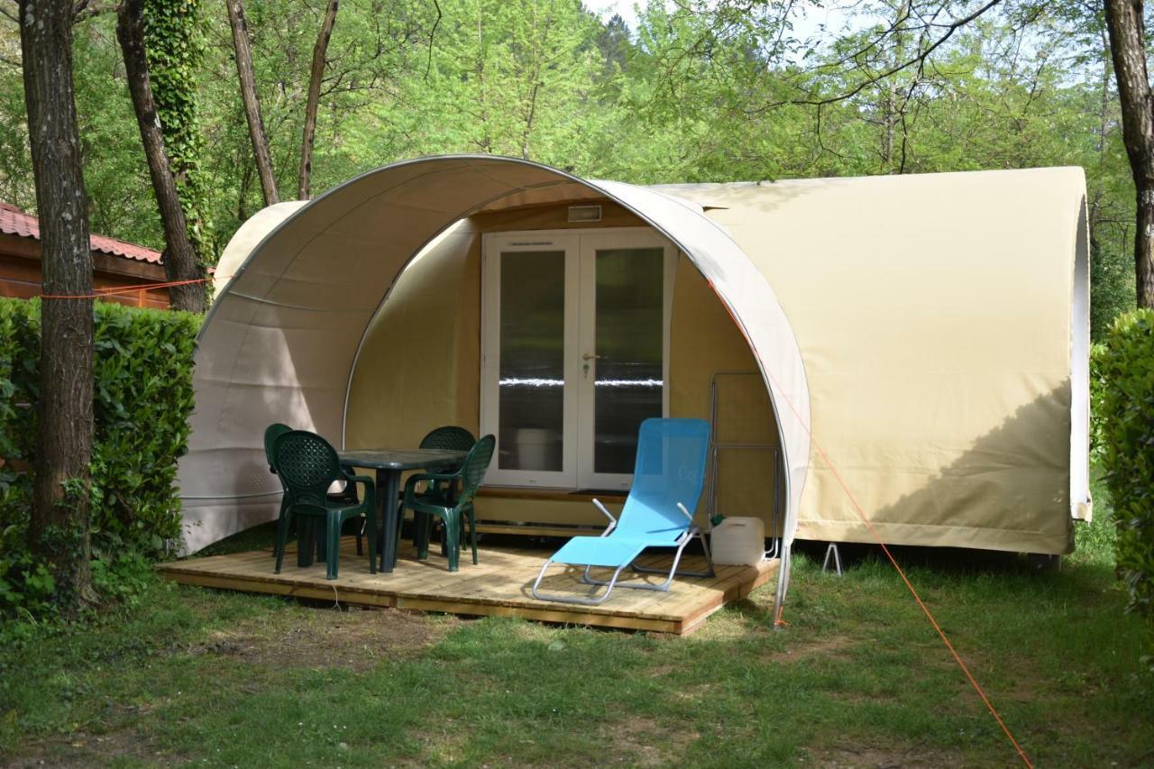 Hotel Camping Des Drouilhedes Peyremale Exteriér fotografie