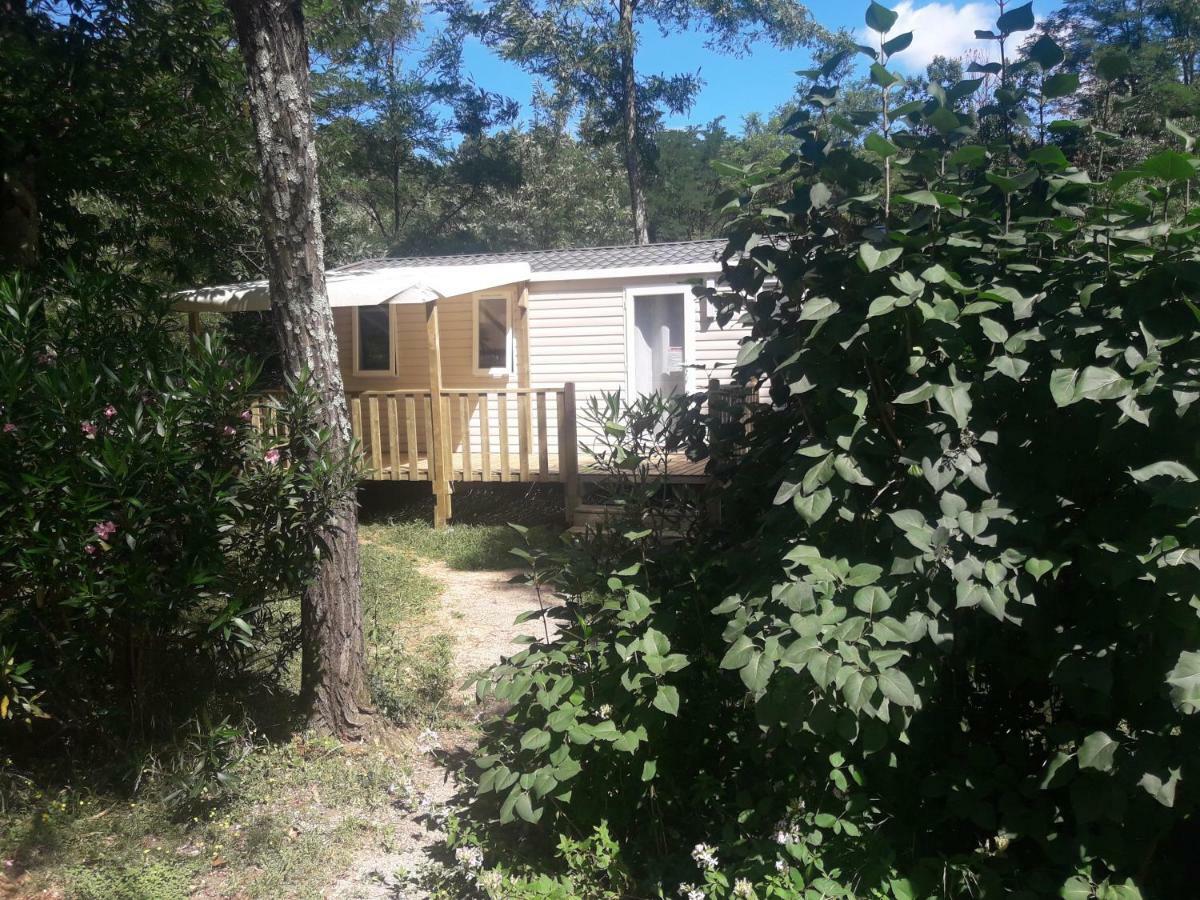 Hotel Camping Des Drouilhedes Peyremale Pokoj fotografie